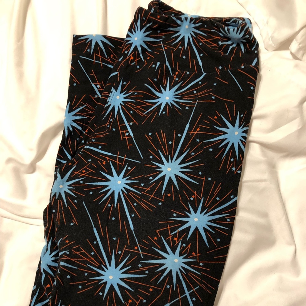 LulaRoe 4th is July leggings
